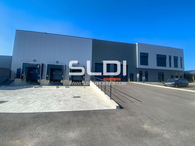 Locaux d'activités A LOUER - CORBAS - 1 771 m²