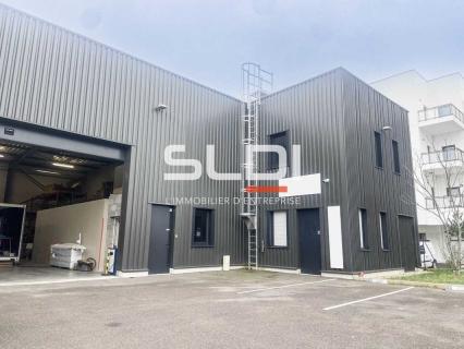 Activités A LOUER - GENAS - 686 m²