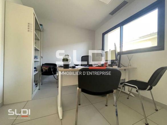 Bureaux A VENDRE - CHATEAU GAILLARD - 382 m²