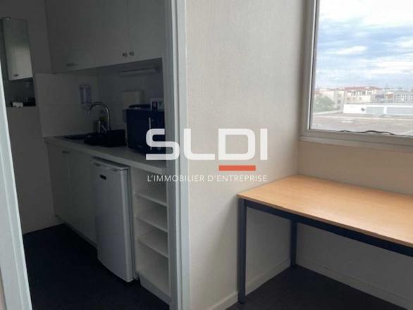 Bureaux A LOUER - LYON - 1 122 m²