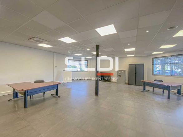 Bureaux A LOUER - SAINT MAURICE DE BEYNOST - 427 m²