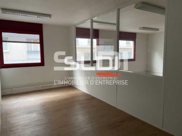 Bureaux A LOUER - LYON - 126 m²