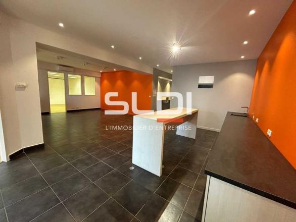 Bureaux A LOUER - NEUVILLE SUR SAONE - 389 m²