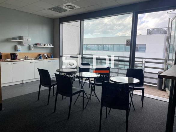 Bureaux A LOUER - DARDILLY - 19 m²