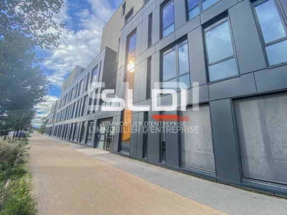 Bureaux A LOUER - VAULX EN VELIN - 991 m²