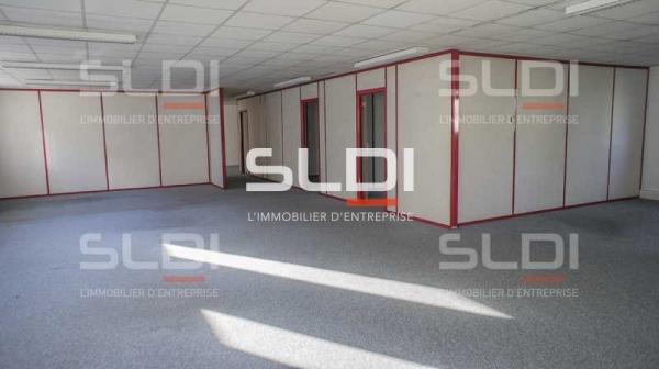 Bureaux A LOUER - VILLEURBANNE - 528 m²