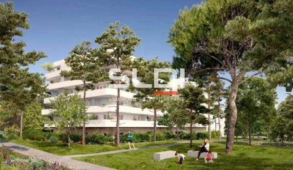 Commerces A VENDRE - MARSEILLE - 698 m²