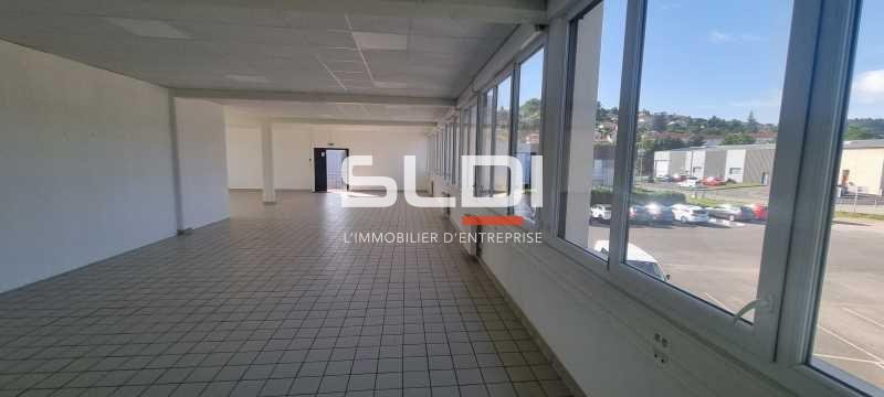 Bureaux A LOUER - VILLARS - 235 m²