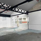 Locaux d'activités A LOUER - RILLIEUX LA PAPE - 334 m² Locaux d'activités A LOUER - RILLIEUX LA PAPE - 334 m²