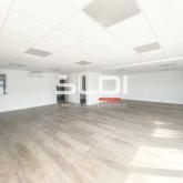 Locaux d'activités A LOUER - GENAS - 318 m² Locaux d'activités A LOUER - GENAS - 318 m²