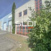 Locaux d'activités A LOUER - GENAS - 318 m²