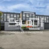 Activités A LOUER - DECINES CHARPIEU - 2 300 m²