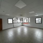 Locaux d'activités A LOUER - SAINT PRIEST - 355 m² Locaux d'activités A LOUER - SAINT PRIEST - 355 m²