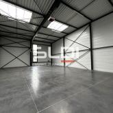 Locaux d'activités A LOUER - SAINT PRIEST - 355 m² Locaux d'activités A LOUER - SAINT PRIEST - 355 m²