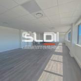 Locaux d'activités A LOUER - MEYZIEU - 2 055 m² Locaux d'activités A LOUER - MEYZIEU - 2 055 m²