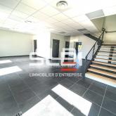 Locaux d'activités A LOUER - MEYZIEU - 2 055 m² Locaux d'activités A LOUER - MEYZIEU - 2 055 m²