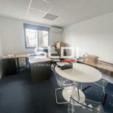 Locaux d'activités A LOUER - CHASSIEU - 1 600 m² Locaux d'activités A LOUER - CHASSIEU - 1 600 m²
