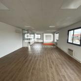 Bureaux A LOUER - CHASSIEU - 80 m²