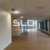 Locaux d'activités A LOUER - SAINT LAURENT DE MURE - 4 560 m² Locaux d'activités A LOUER - SAINT LAURENT DE MURE - 4 560 m²