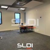 Bureaux A LOUER - RILLIEUX LA PAPE - 158 m²