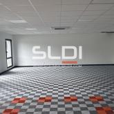 Locaux d'activités A LOUER - SAINT ANDRE DE CORCY - 445 m² Locaux d'activités A LOUER - SAINT ANDRE DE CORCY - 445 m²
