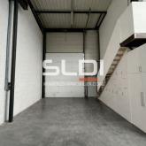 Locaux d'activités A VENDRE - DAGNEUX - 685 m² Locaux d'activités A VENDRE - DAGNEUX - 685 m²