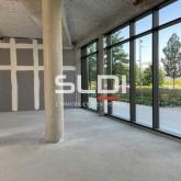 Commerces A LOUER - VENISSIEUX - 169 m² Commerces A LOUER - VENISSIEUX - 169 m²