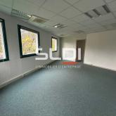 Bureaux A LOUER - CHARBONNIERES LES BAINS - 220 m²