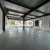 Locaux d'activités A LOUER - DARDILLY - 686 m² Locaux d'activités A LOUER - DARDILLY - 686 m²