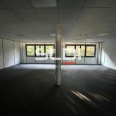 Bureaux A LOUER - LIMAS - 367 m² Bureaux A LOUER - LIMAS - 367 m²