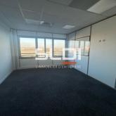 Bureaux A LOUER - LIMAS - 367 m² Bureaux A LOUER - LIMAS - 367 m²