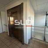 Bureaux A LOUER - LIMAS - 367 m² Bureaux A LOUER - LIMAS - 367 m²