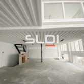 Commerces A VENDRE - LYON - 163 m²