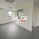 Bureaux A LOUER - RILLIEUX LA PAPE - 111 m² Bureaux A LOUER - RILLIEUX LA PAPE - 111 m²