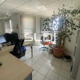 Activités A VENDRE - SAINT LAURENT DE MURE - 1 030 m²