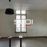 Commerces A VENDRE - ARLES - 107 m²