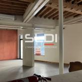 Commerces A VENDRE - ARLES - 107 m²