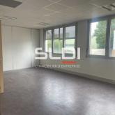 Bureaux A LOUER - CHASSIEU - 1 175 m² Bureaux A LOUER - CHASSIEU - 1 175 m²