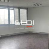 Bureaux A LOUER - CHASSIEU - 1 175 m² Bureaux A LOUER - CHASSIEU - 1 175 m²