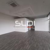 Commerces A LOUER - BOURGOIN JALLIEU - 127 m² Commerces A LOUER - BOURGOIN JALLIEU - 127 m²