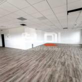 Bureaux A VENDRE OU A LOUER - VAULX MILIEU - 67 m²