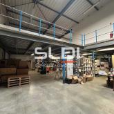 Locaux d'activités A LOUER - GLEIZE - 426 m² Locaux d'activités A LOUER - GLEIZE - 426 m²