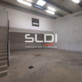 Locaux d'activités A LOUER - VAULX MILIEU - 155 m² Locaux d'activités A LOUER - VAULX MILIEU - 155 m²