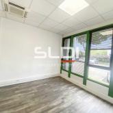 Bureaux A LOUER - BRON - 183 m² Bureaux A LOUER - BRON - 183 m²