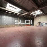 Locaux d'activités A LOUER - SAINT PRIEST - 370 m² Locaux d'activités A LOUER - SAINT PRIEST - 370 m²