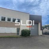 Locaux d'activités A LOUER - SAINT PRIEST - 370 m² Locaux d'activités A LOUER - SAINT PRIEST - 370 m²