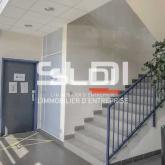 Locaux d'activités A LOUER - BRON - 334 m²