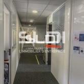 Locaux d'activités A LOUER - BRON - 334 m² Locaux d'activités A LOUER - BRON - 334 m²