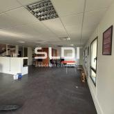 Locaux d'activités A LOUER - ARNAS - 3 304 m² Locaux d'activités A LOUER - ARNAS - 3 304 m²