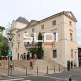 Commerces A LOUER - ECULLY - 99 m² Commerces A LOUER - ECULLY - 99 m²